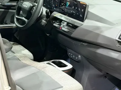 2025 Kia EV5 standard