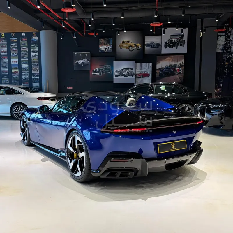 2025 Ferrari 12 Cilindri