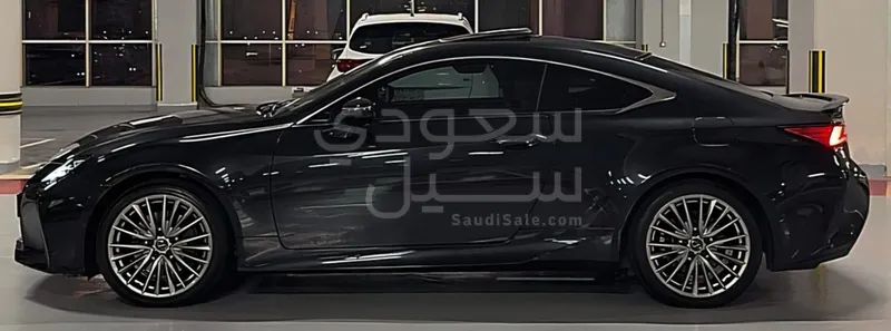 2024 لكزس أر سي 350