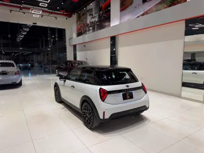 2025 ميني كوبر اس