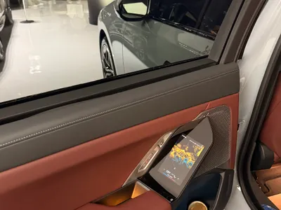 2025 بي ام دبليو الفئة السابعة 735أي