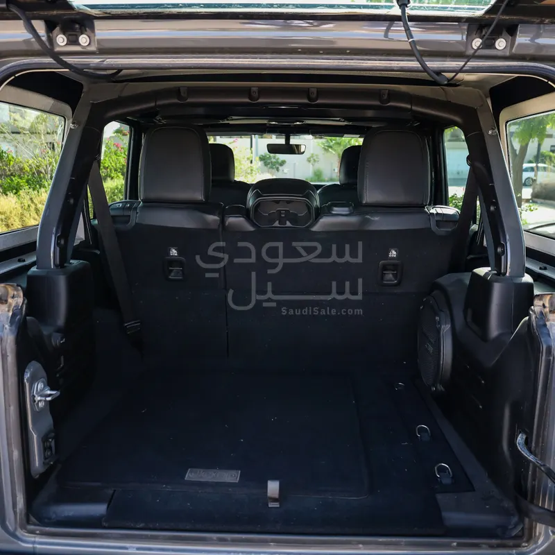 2019 جييب رانجلر صحارى