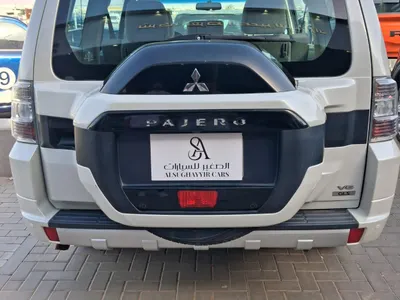 2017 متسوبيشي باجيرو