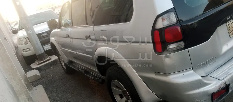 2010 متسوبيشي ناتيفا
