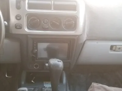 2010 متسوبيشي ناتيفا