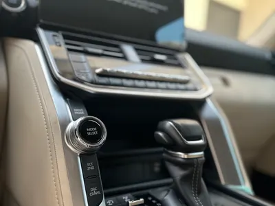 2024 Toyota Land Cruiser GXR