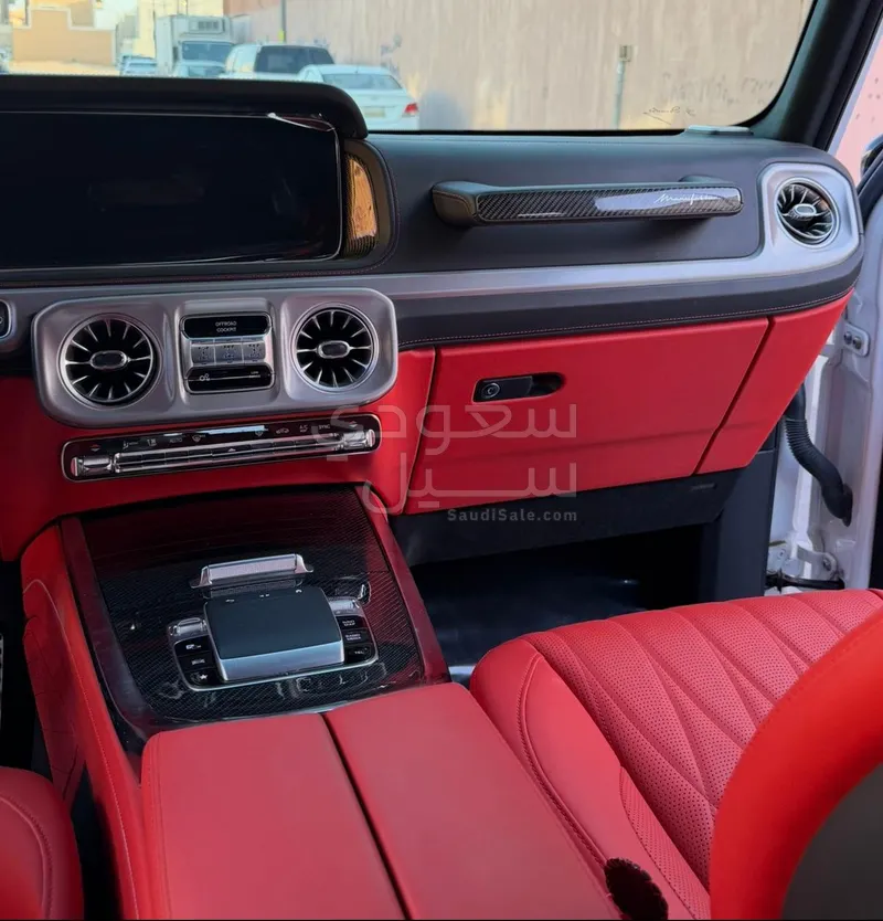 2025 Mercedes-Benz G 63 AMG