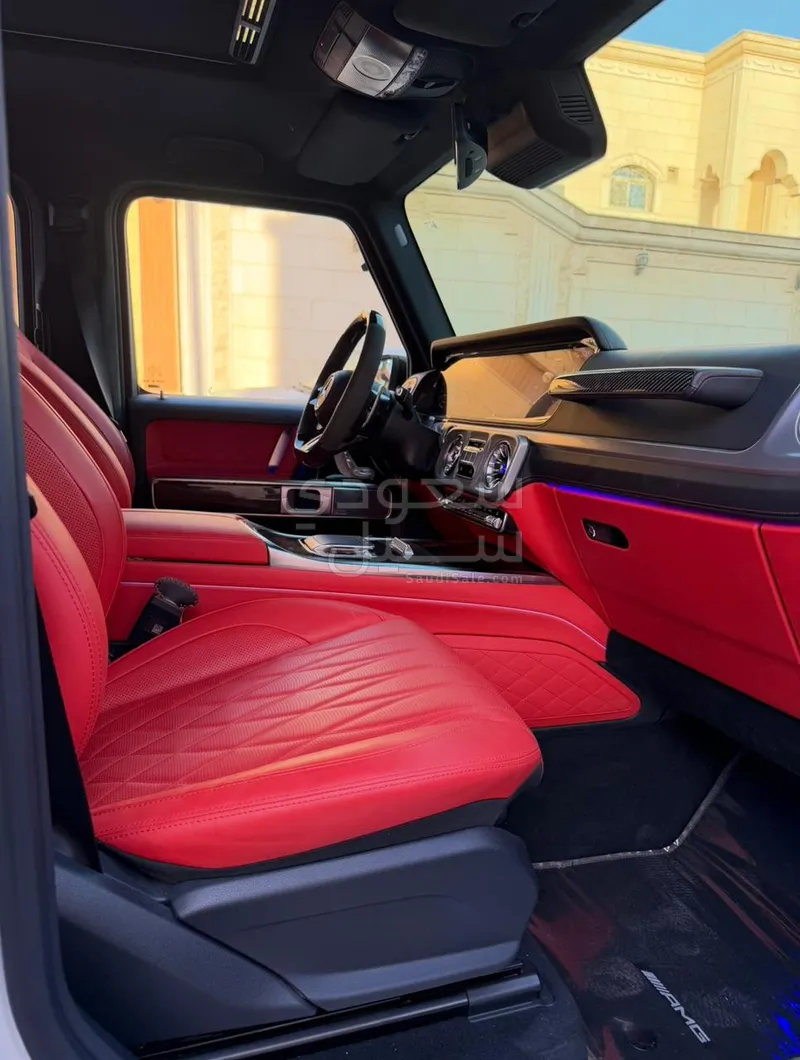 2025 Mercedes-Benz G 63 AMG
