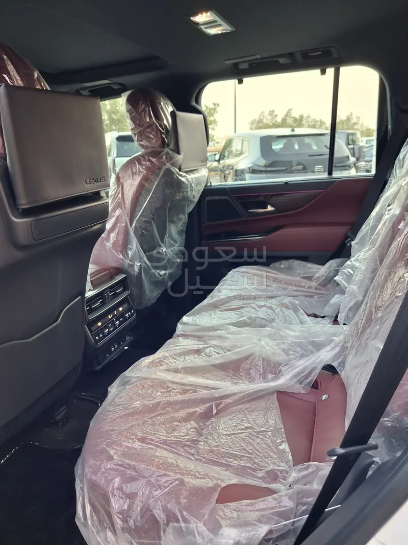 2024 Lexus LX 600