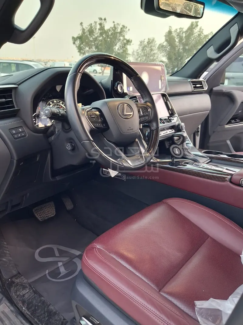 2024 Lexus LX 600