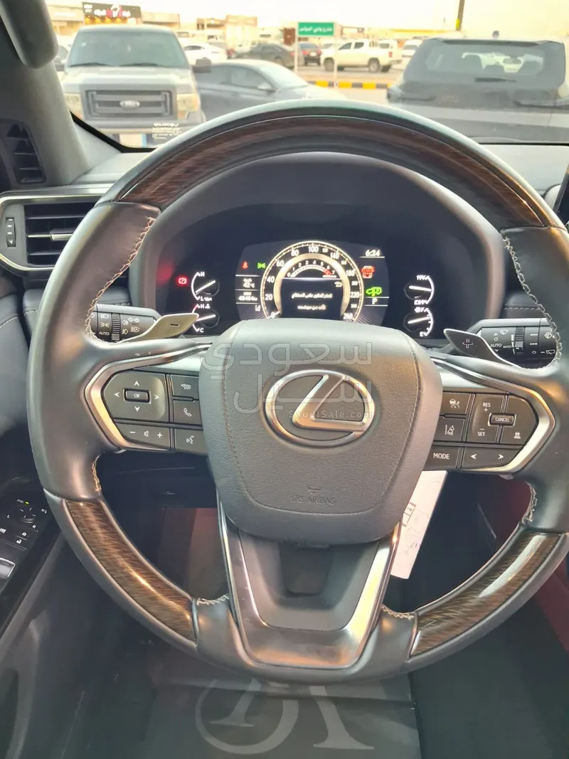 2024 Lexus LX 600
