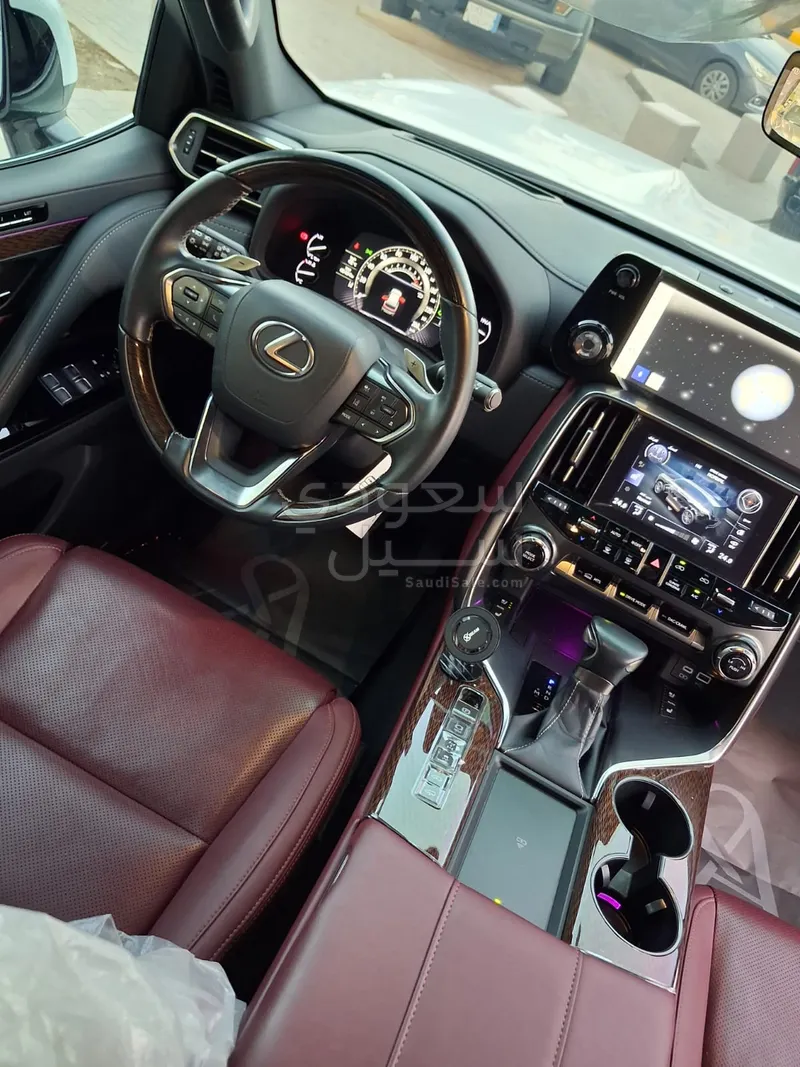 2024 Lexus LX 600