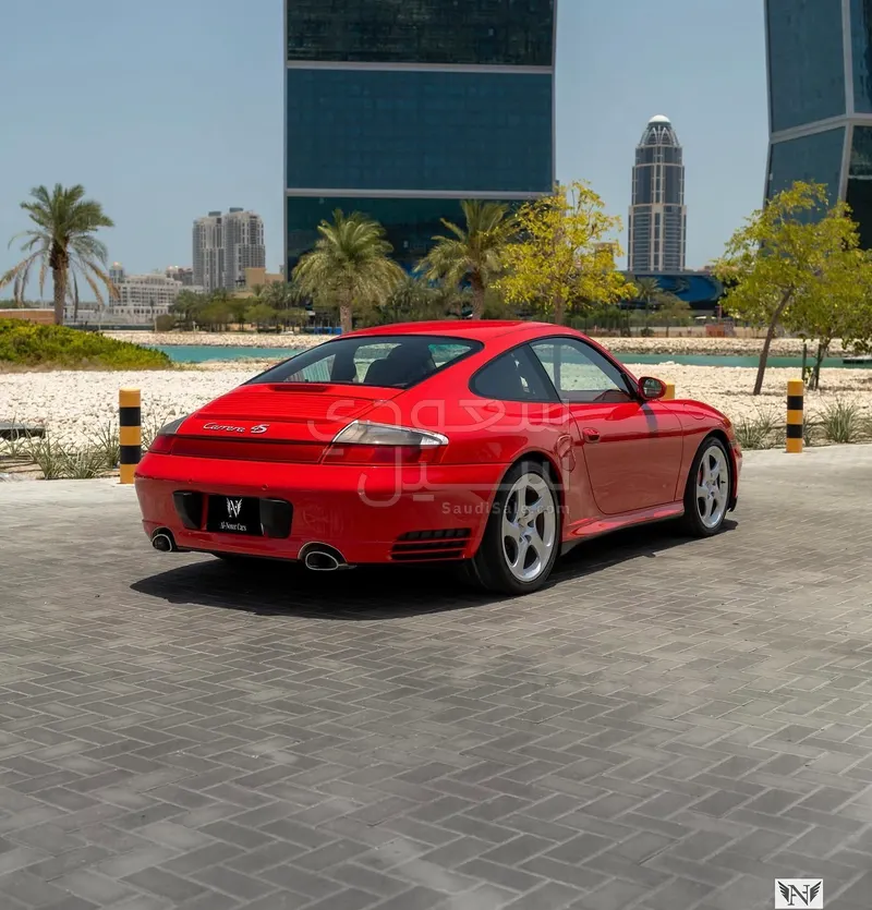 2005 Porsche 911 Carrera 4S