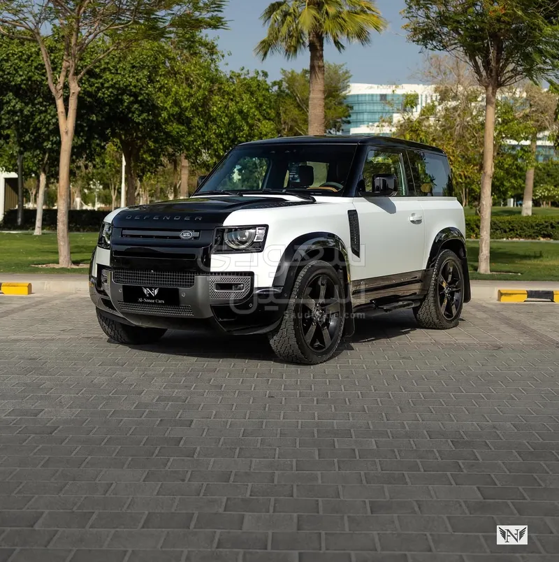 2023 Land Rover Defender 90