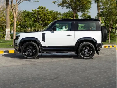 2023 Land Rover Defender 90