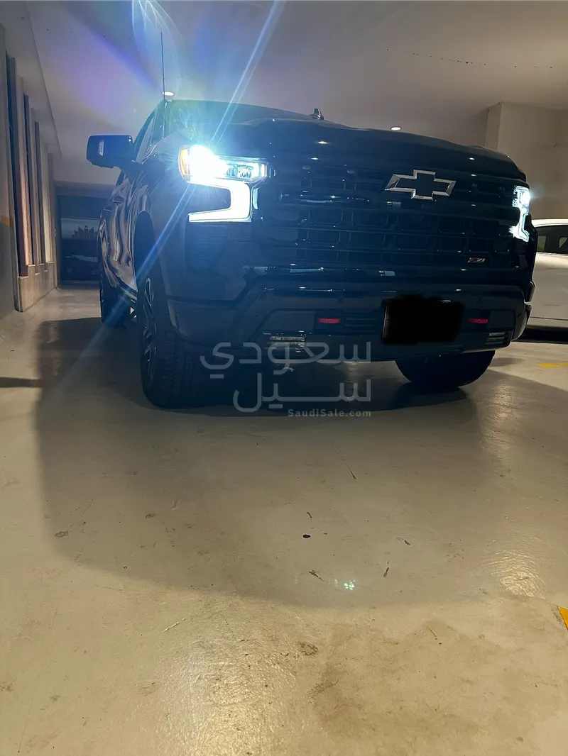 2025 شفروليه سلفرادو زد 71