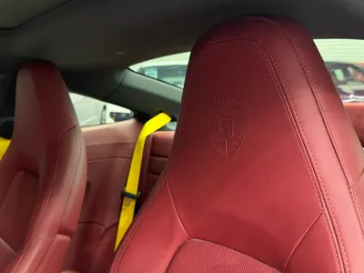 2025 Porsche 911 Carrera
