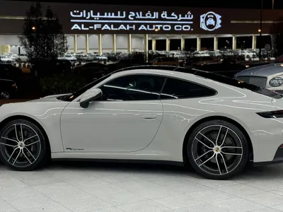 2025 Porsche 911 Carrera