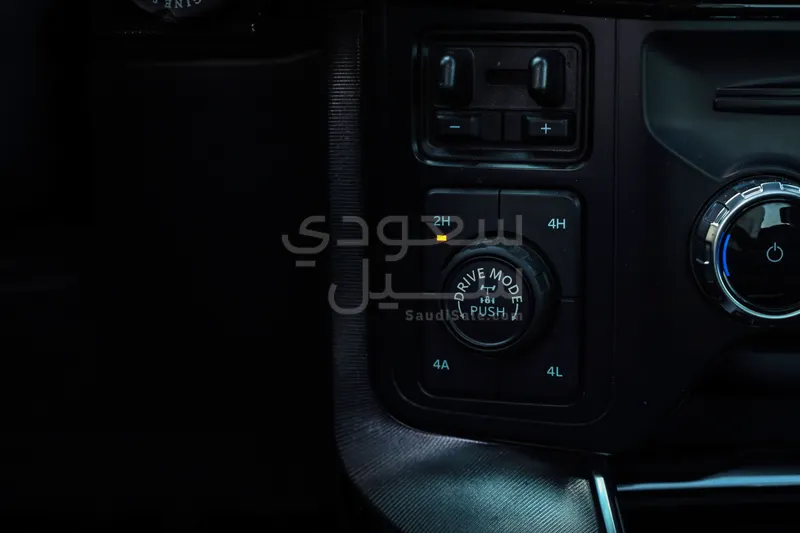 2023 فورد اف 150 رابتور ار