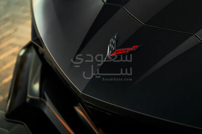 2023 شفروليه كورفيت سي 8