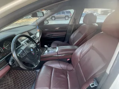 2010 BMW 7 Series 730i