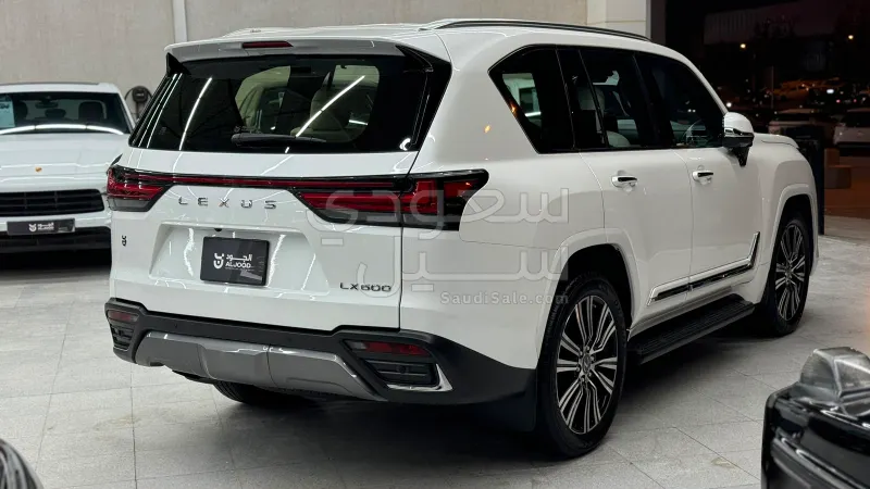 2023 Lexus LX 600