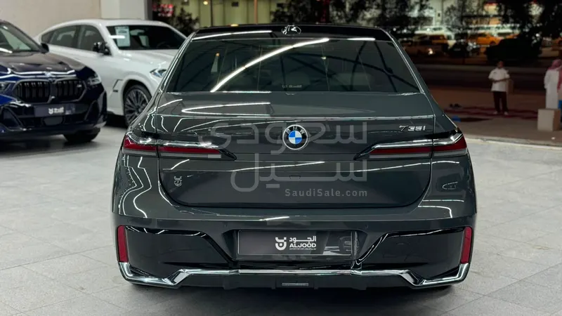 2026 BMW 7 Series 735i