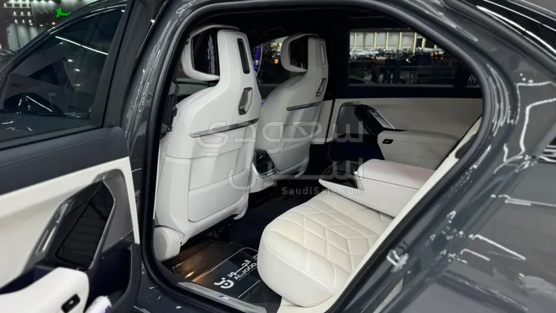 2026 BMW 7 Series 735i