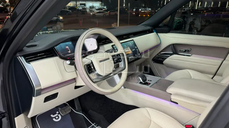 2025 Land Rover Range Rover Autobiography