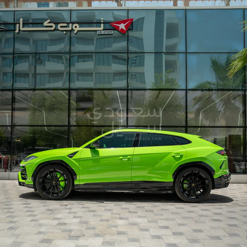 2021 لمبرجيني اوروس