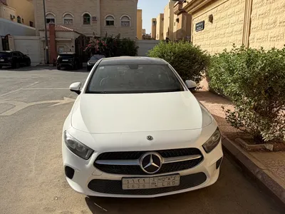 2021 مرسيدس - بنز أي 200