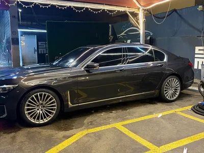 2020 BMW 7 Series 730i