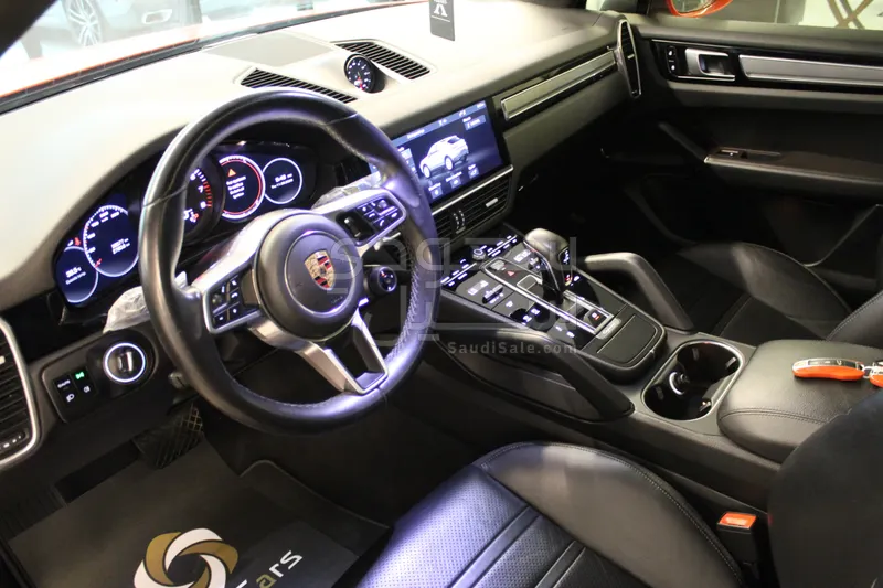 2020 Porsche Cayenne Coupe
