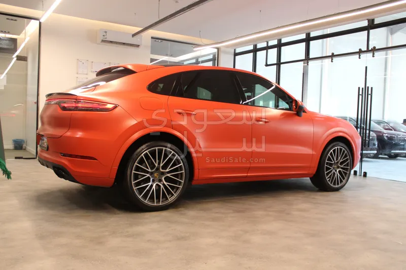 2020 Porsche Cayenne Coupe