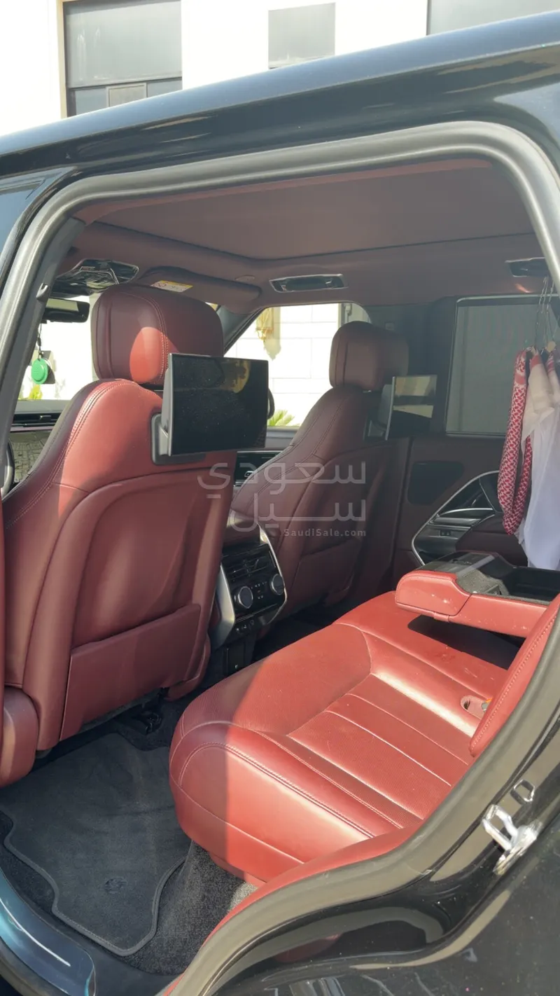2023 Land Rover Range Rover HSE