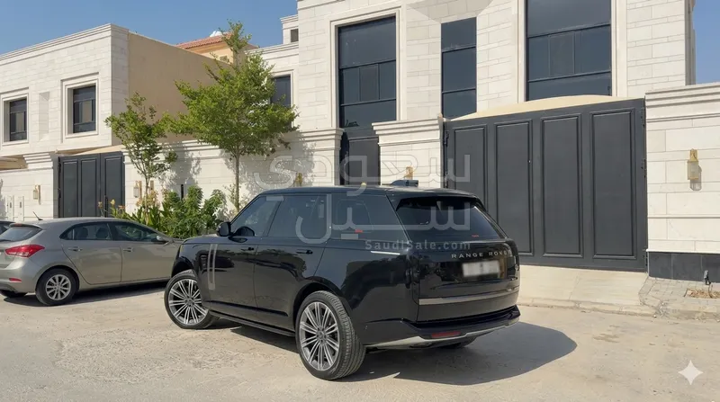 2023 Land Rover Range Rover HSE