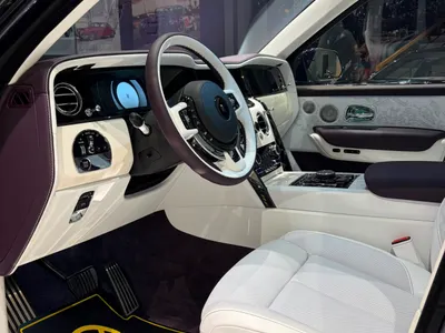 2026 رولز رويس كولينان بلاك بادج