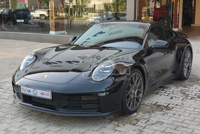 2025 بورش 911 كاريرا