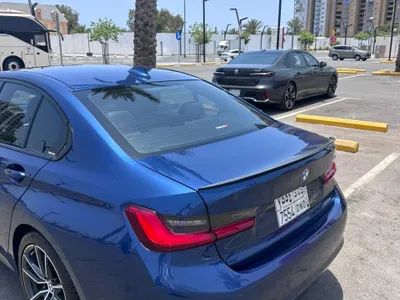 2021 بي ام دبليو الفئة الثالثة 320 أي