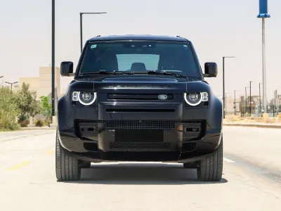 2024 لاند روفر ديفيندر 110