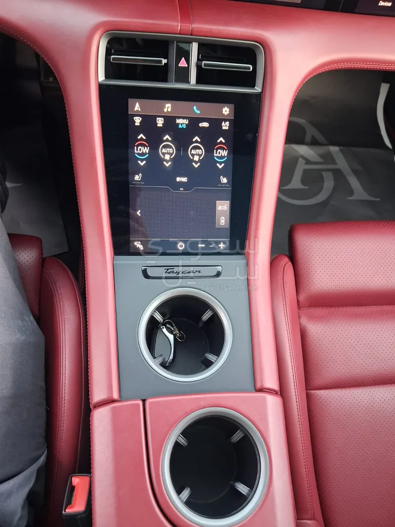 2021 Porsche Taycan Turbo