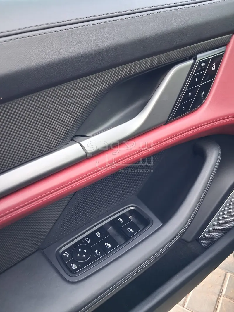 2021 Porsche Taycan Turbo