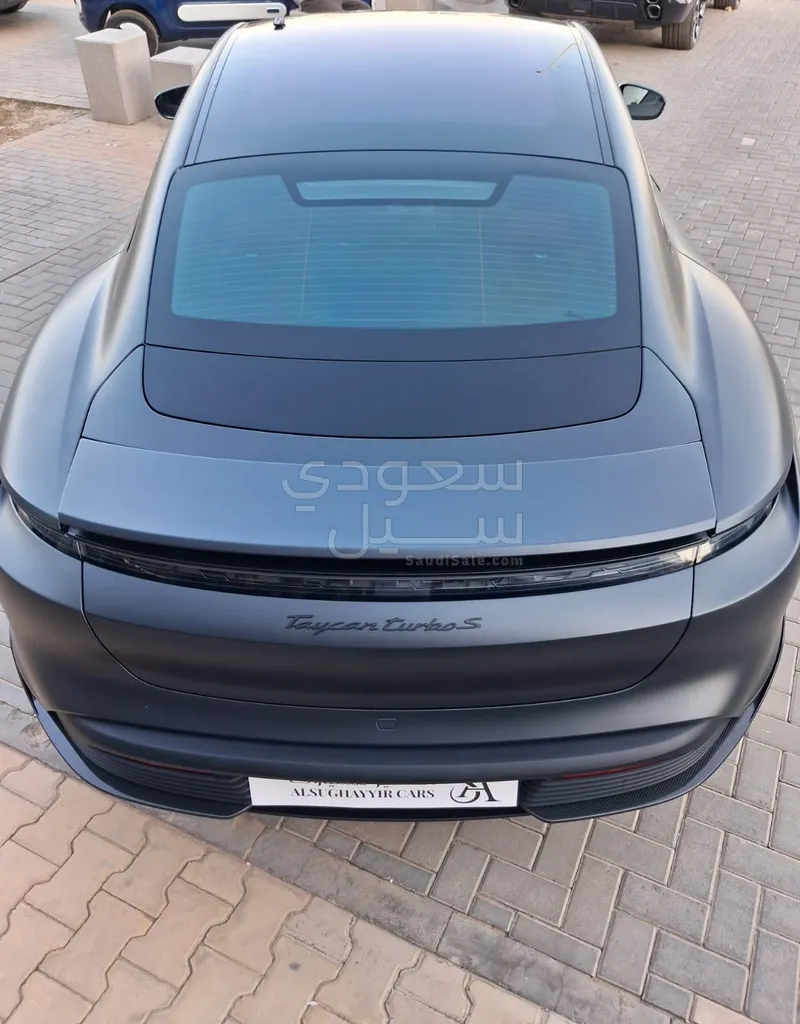 2021 Porsche Taycan Turbo
