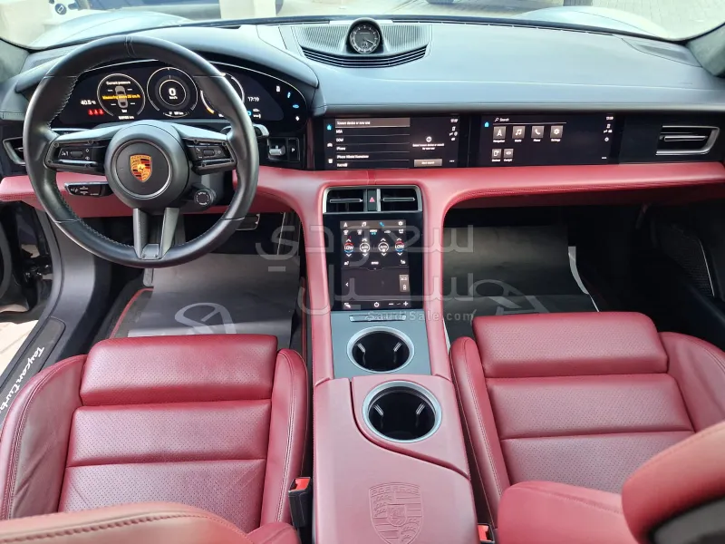 2021 Porsche Taycan Turbo