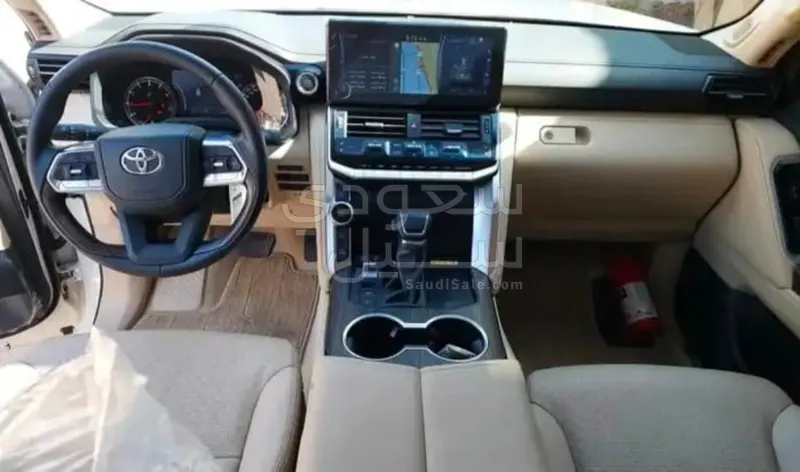 2024 Toyota Land Cruiser VXR