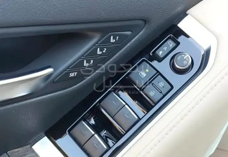2024 Toyota Land Cruiser VXR