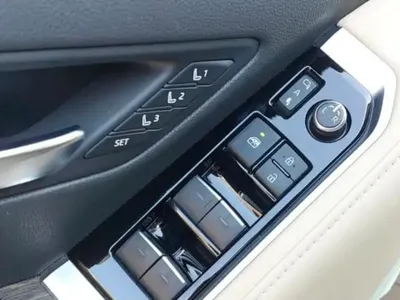 2024 Toyota Land Cruiser VXR