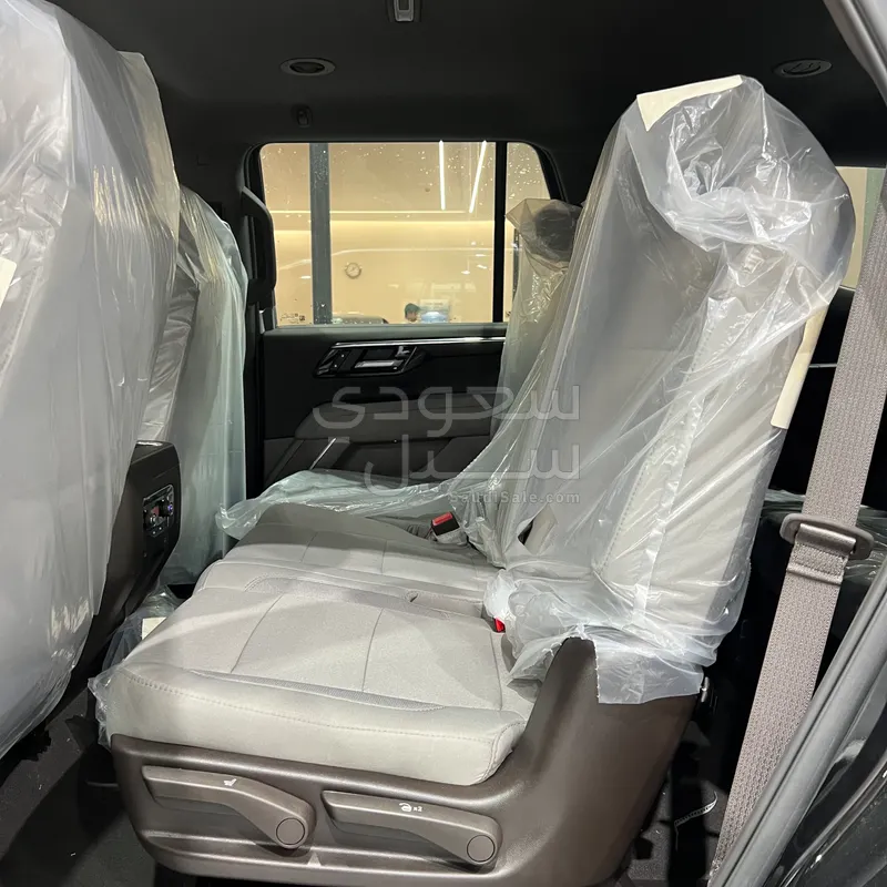 2025 Chevrolet Tahoe LS