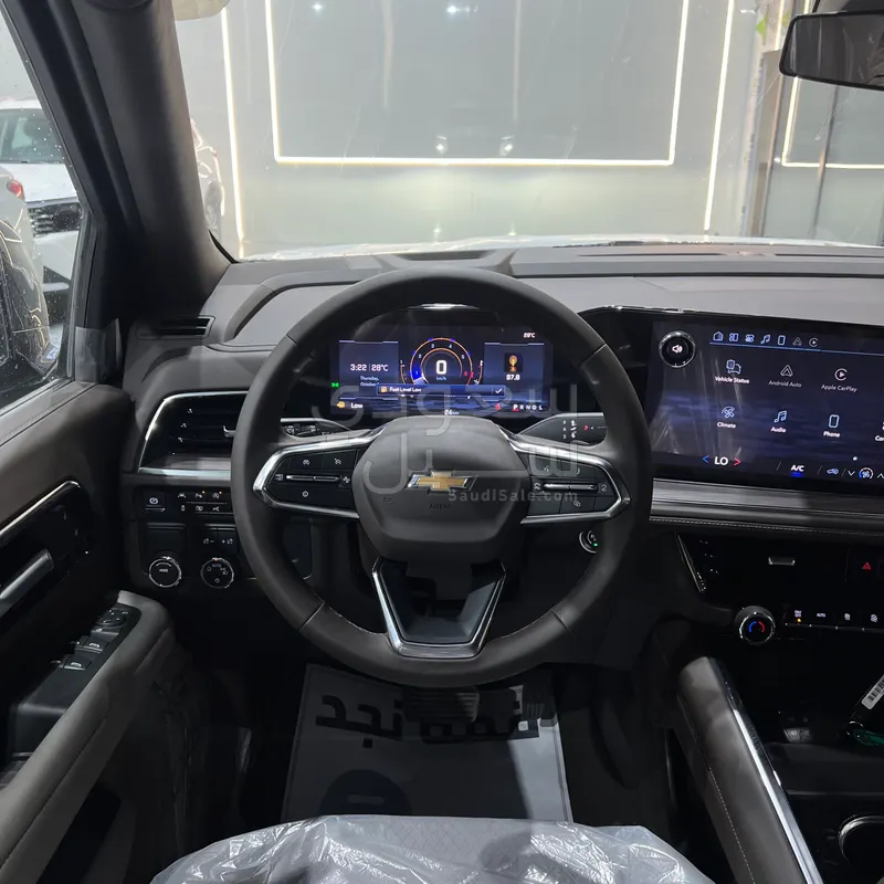 2025 Chevrolet Tahoe LS