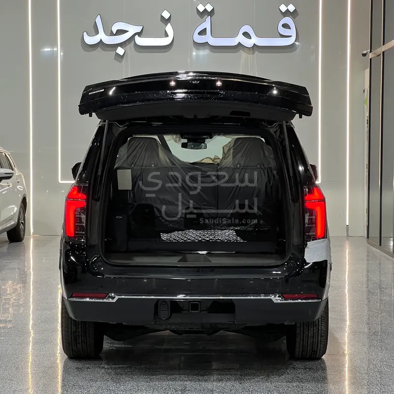 2025 Chevrolet Tahoe LS
